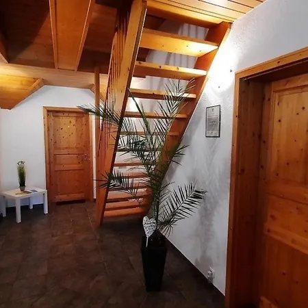Romantische Studiowohnung Im Chaletstil, Mit Vier Sternen Bewertet *